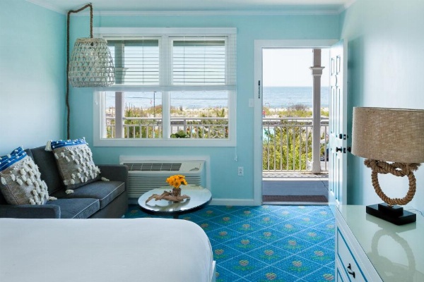 Beach Shack image 9